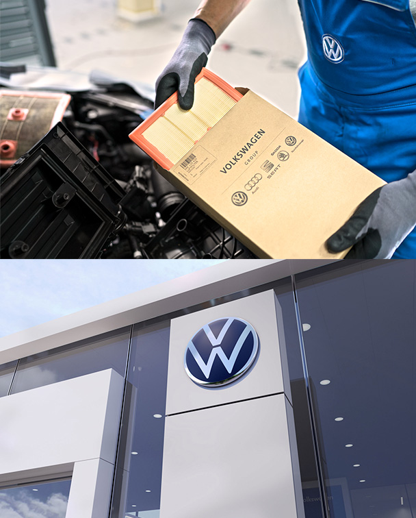 Mecánico Volkswagen sacando un filtro de coche